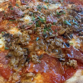 PizzaHacker - Short bridge - Pizza Near Me - Mill Valley, California