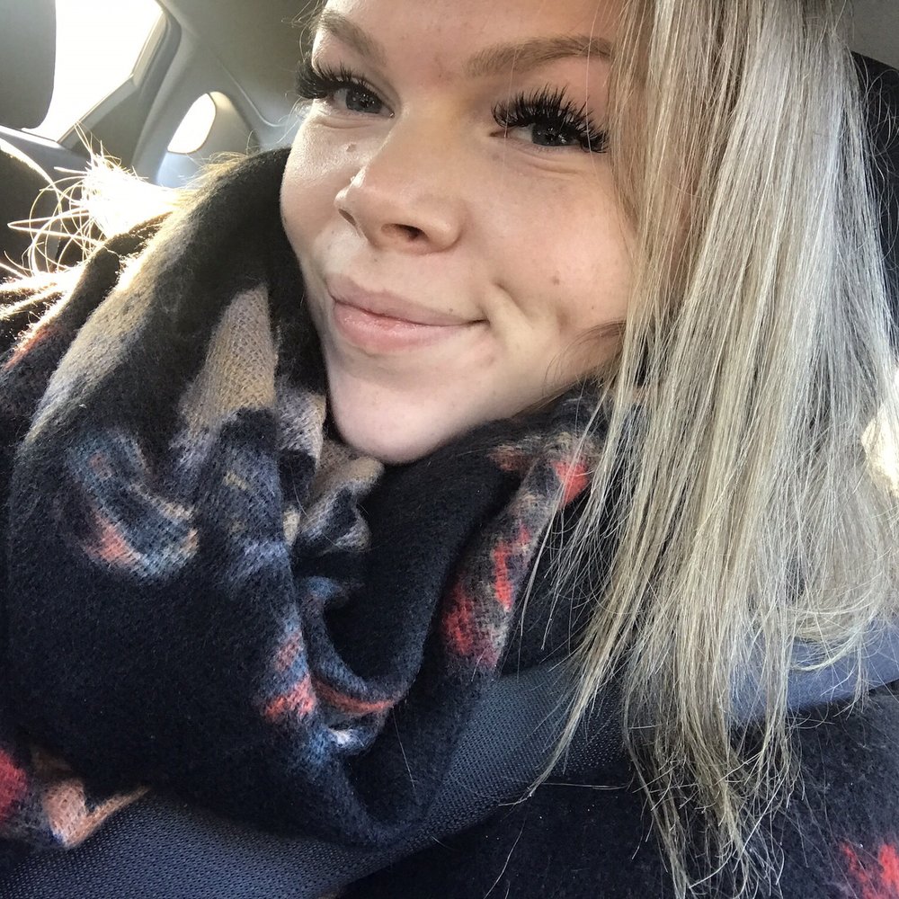 AR Salon Lashes Brows and Nails - Eyelash Service Near Me - Lynnwood, Washington AR Salon Lashes Brows and Nails - Eyelash Service Near Me - Lynnwood, Washington