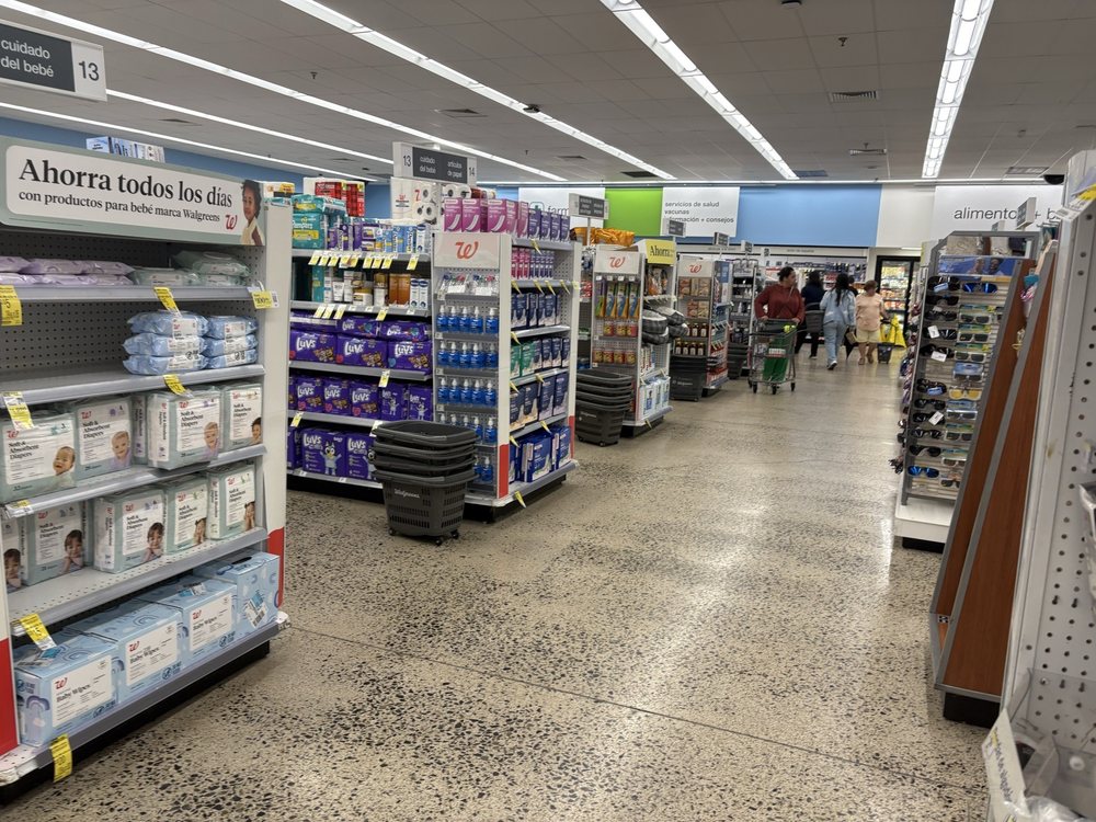 Walgreens Image