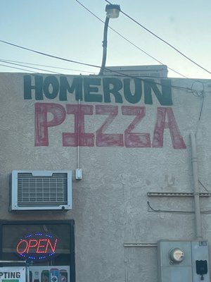 Home Run Pizza by null