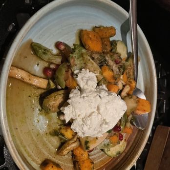 La Dama - Vegetable Tlayuda - Mexican Near Me - Milwaukee, Wisconsin