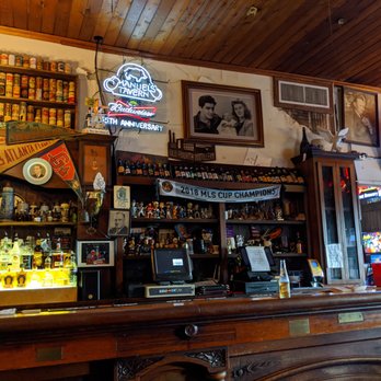 Manuel's Tavern - Bar at Manuel's Tavern - Bars Near Me - Atlanta, Georgia Manuel's Tavern - Bar at Manuel's Tavern - Bars Near Me - Atlanta, Georgia