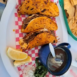 Quesabirria Tacos de Res (Beef)