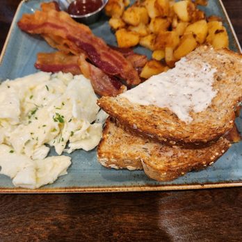 First Watch - Breakfast meal: Egg whites by choice, bacon & potatoes with slices of toast. - Breakfast & Brunch Near Me - San Antonio, Texas
