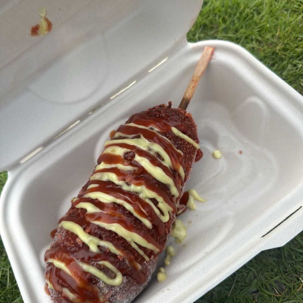 Von's Chicken - Kahului - Original Flavor Corn Dog - Chicken Shop Near Me - Kahului, Hawaii