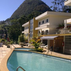 Casa de Sol - Vista da área interna com piscina.