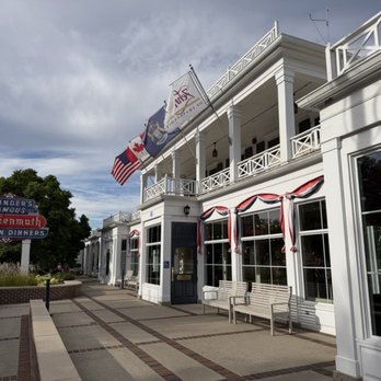 Zehnder's Bakery - Bakeries Near Me - Frankenmuth, Michigan Zehnder's Bakery - Bakeries Near Me - Frankenmuth, Michigan