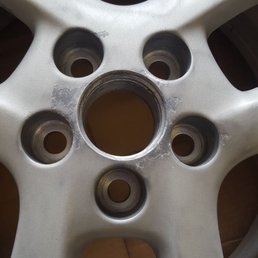 Rims corrosion damage Rims corrosion damage