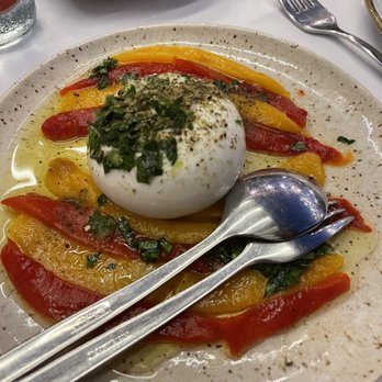 Olympique - The burrata on peppers, very yummy! - Tapas Bars Near Me - Albufeira, 08