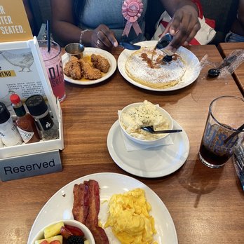 Dish Society - New American Near Me - Katy, Texas Dish Society - New American Near Me - Katy, Texas