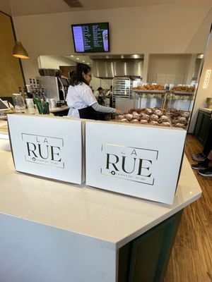 La Rue Doughnut by null