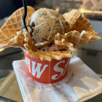 Salt & Straw - Coffee & Love Nuts - Ice Cream & Frozen Yogurt Near Me - Manhattan Beach, California Salt & Straw - Coffee & Love Nuts - Ice Cream & Frozen Yogurt Near Me - Manhattan Beach, California