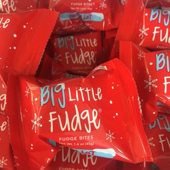 7-Eleven - Xmas fudge - Gas Stations Near Me - Glendale, California