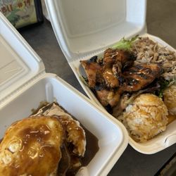 Maui Bus Stop - Loco Moco Regular Plate Teriyaki Chicken Kalua Pig