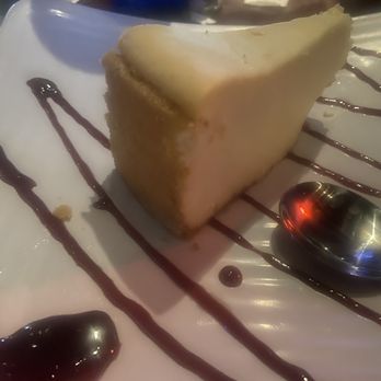 Chickie's & Pete's Cafe - Cheesecake - Seafood Near Me - Philadelphia, Pennsylvania Chickie's & Pete's Cafe - Cheesecake - Seafood Near Me - Philadelphia, Pennsylvania