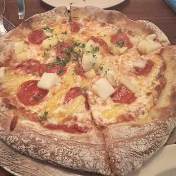 Pirilo - Pineapple and Pepperoni pie... - Pizza Near Me - Dorado, Puerto Rico