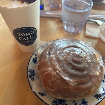 Momo Cafe - Cinnamon swirl donut & Pistachio Rose latte - Coffee & Tea Near Me - Minneapolis, Minnesota