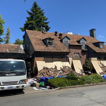 Two States Roofing - Stripping off two layers of old roofing - Roofing Near Me - Portland, Oregon Two States Roofing - Stripping off two layers of old roofing - Roofing Near Me - Portland, Oregon