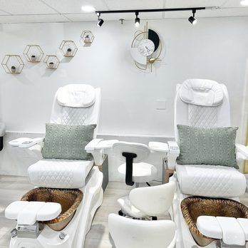CLEO Nail Bar - Instagram : royalty.salon.pasadena
Text or DM us for an appointment at 626 822 8291
Address : 48 s De Lacey Ave
Pasadena CA - Nail Salons Near Me - Pasadena, California CLEO Nail Bar - Instagram : royalty.salon.pasadena
Text or DM us for an appointment at 626 822 8291
Address : 48 s De Lacey Ave
Pasadena CA - Nail Salons Near Me - Pasadena, California