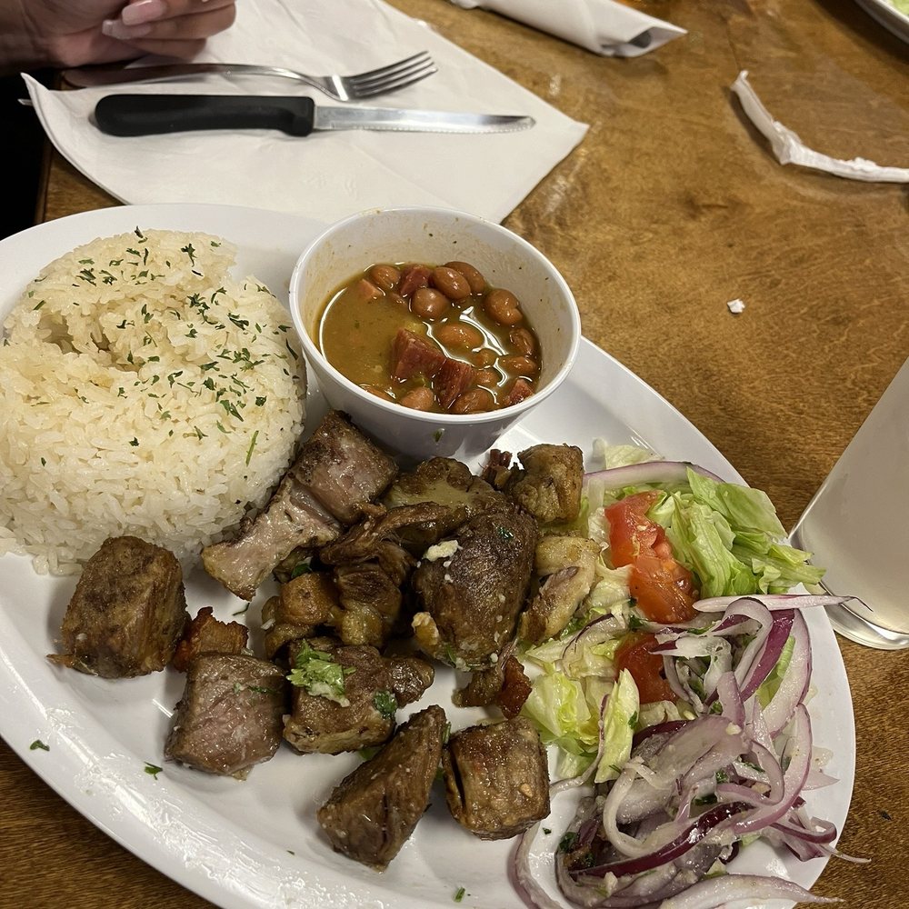 787 Restaurant & Bar - Carne Frita - Bars Near Me - El Paso, Texas