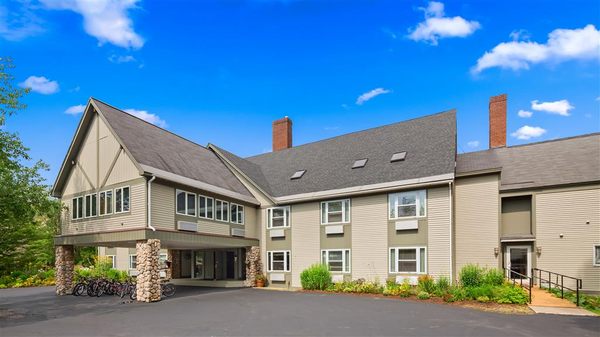 Silver Fox Inn by null