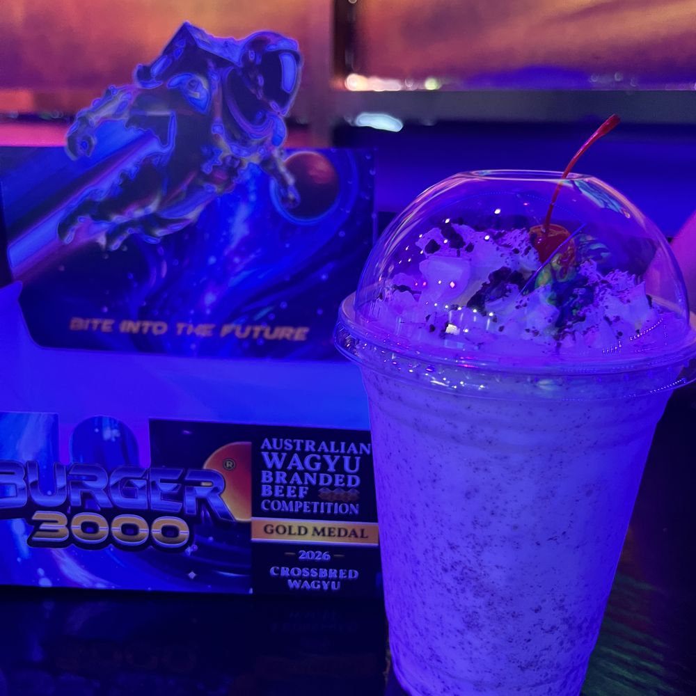 Burger 3000 - Oreo MoonShake - Burgers Near Me - Los Angeles, California