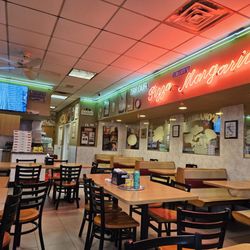 Lubrano's Pizzeria & Restaurant - Dining room...more togo this evening.