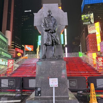 Father Duffy Square - Parks Near Me - New York, New York