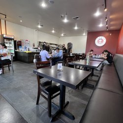 Hunan Mifen Lawrence - Dining room