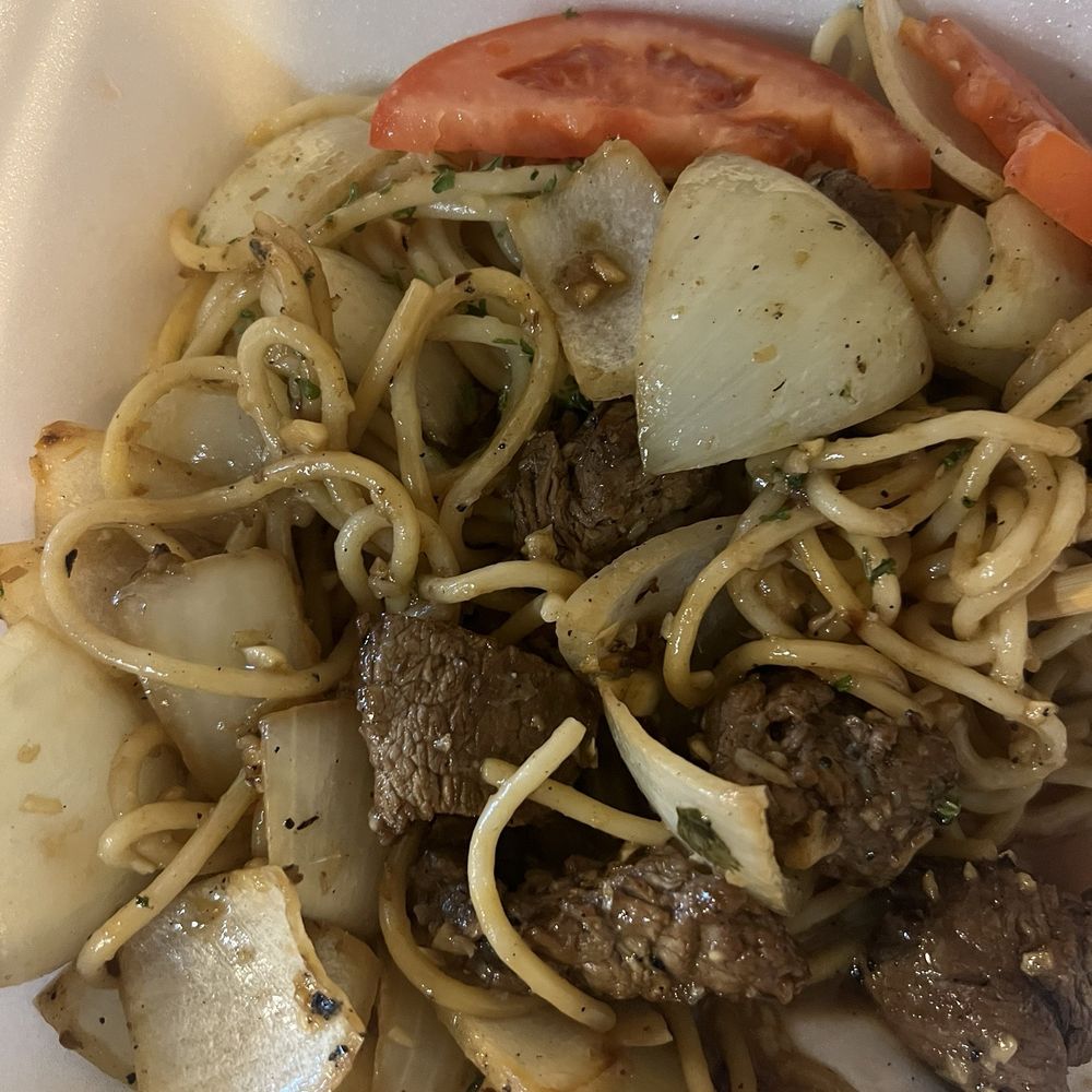 Simply Pho - Filet mignon garlic noodles - Noodles Near Me - Orange, California Simply Pho - Filet mignon garlic noodles - Noodles Near Me - Orange, California
