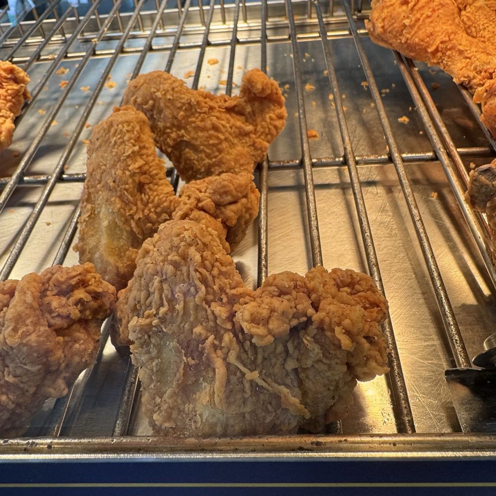 Krispy Krunchy Chicken - Storefront fried chicken. - Seafood Near Me - Long Beach, California