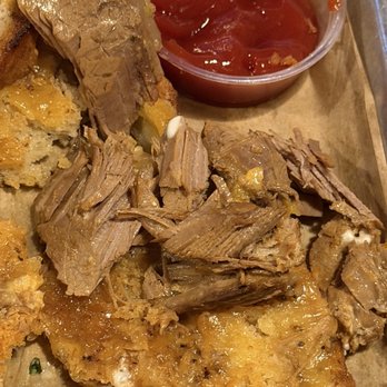Brews Brothers Studio City - The dry and stringy brisket sandwich - Brewpubs Near Me - Studio City, California Brews Brothers Studio City - The dry and stringy brisket sandwich - Brewpubs Near Me - Studio City, California