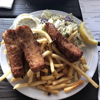Coconuts Fish Cafe - Seafood Near Me - Kihei, Hawaii