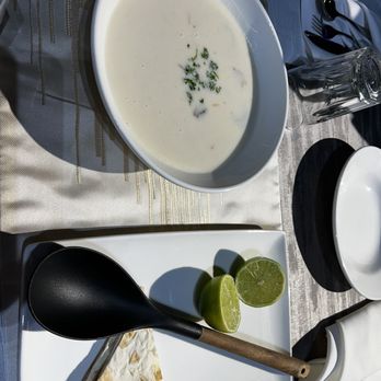 Restaurant Orchidee - Complimentary cream soup - Persian/Iranian Near Me - Montreal, Quebec Restaurant Orchidee - Complimentary cream soup - Persian/Iranian Near Me - Montreal, Quebec