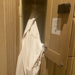 The Spa at Beau Rivage - Robe and locker