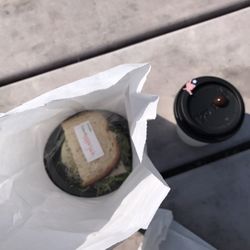 Gordy's Warming House - Sandwiches & coffee for the road