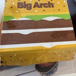 McDonald's - Big Arch box