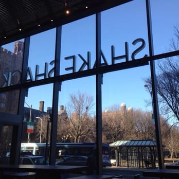 Shake Shack New Haven - Burgers Near Me - New Haven, Connecticut