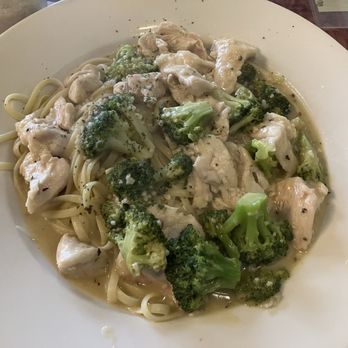 E B's Restaurant - 1. Chicken & Broccoli - American Near Me - Agawam, Massachusetts E B's Restaurant - 1. Chicken & Broccoli - American Near Me - Agawam, Massachusetts