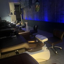 Racine Nails