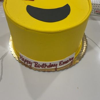Thomas Cake Shop - Bakeries Near Me - Troy, Michigan