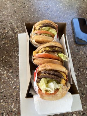 In-N-Out Burger by null