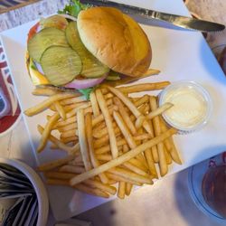 Lucky Dog Bar & Grill