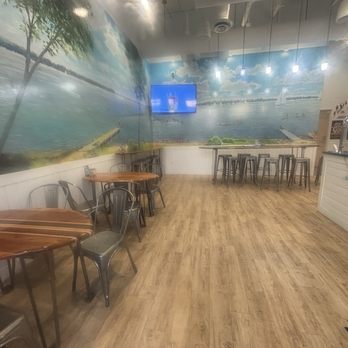 Nautical Bowls - Inside - Juice Bars & Smoothies Near Me - Minneapolis, Minnesota