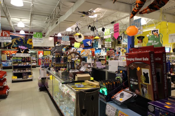 American Science & Surplus by null