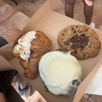 Salted Butter - Brown butter chocolate chip cookie, peppermint hot chocolate croissant, cinnamon roll croissant - Desserts Near Me - Pasadena, California Salted Butter - Brown butter chocolate chip cookie, peppermint hot chocolate croissant, cinnamon roll croissant - Desserts Near Me - Pasadena, California