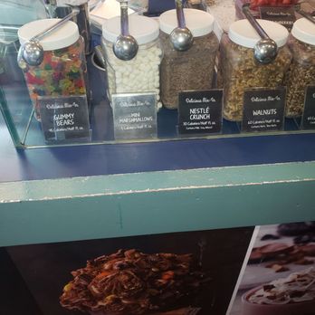 Marble Slab Creamery - Ice Cream & Frozen Yogurt Near Me - Metairie, Louisiana