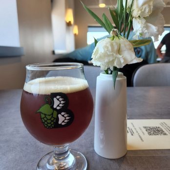 Bear Cave Brewing - A nordwest  lager amber - Brewpubs Near Me - Hopkins, Minnesota