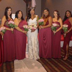 Hook and Eye Alterations and Vintage - Bridal and bridesmaid alterations, ask about group rates and/or group fittings - we travel for groups!