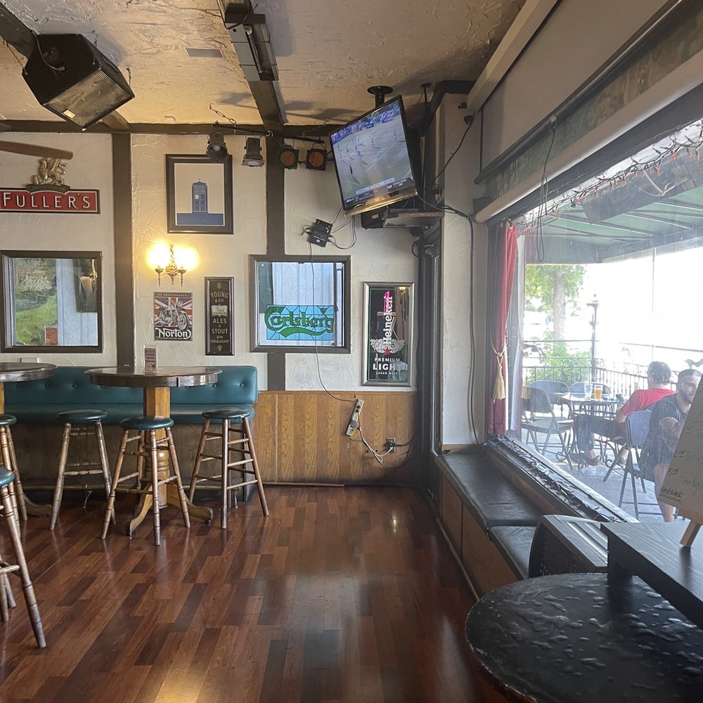 The Fox and Hounds - Pubs Near Me - Studio City, California The Fox and Hounds - Pubs Near Me - Studio City, California